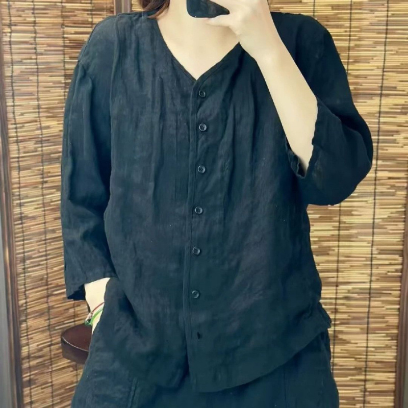 검은색