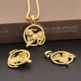 Персонализированное алмазное подвесное подвесное подвесье для животных.