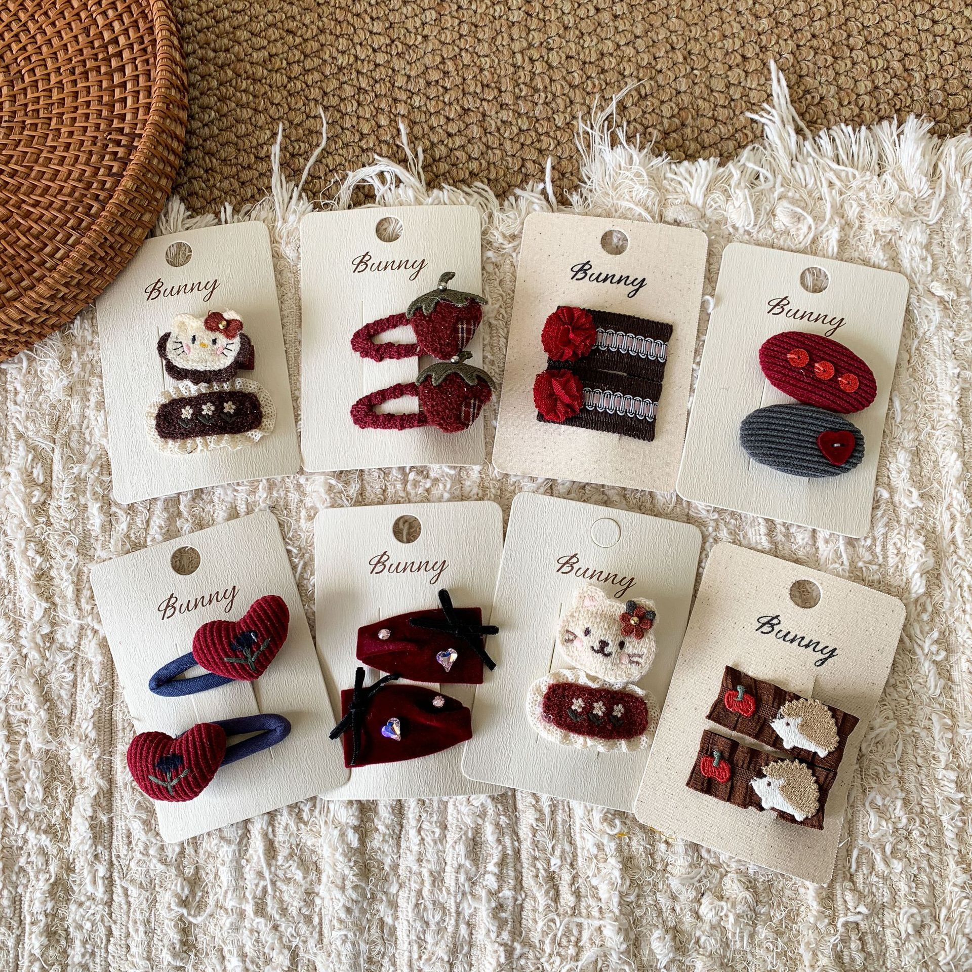 Sugar Pear ropa infantil niñas brocas de cabello tela bordada dibujos animados nuevos niños dulces lindos accesorios para el cabello tarjeta de cabello