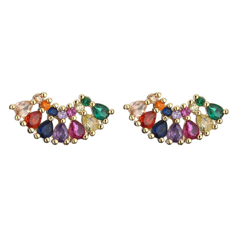 Estilo francés exquisito cobre chapado en oro micro con incrustaciones de circón pendientes en forma de abanico hembra nicho luz pendientes de lujo europeo y americano transfronterizo nuevo