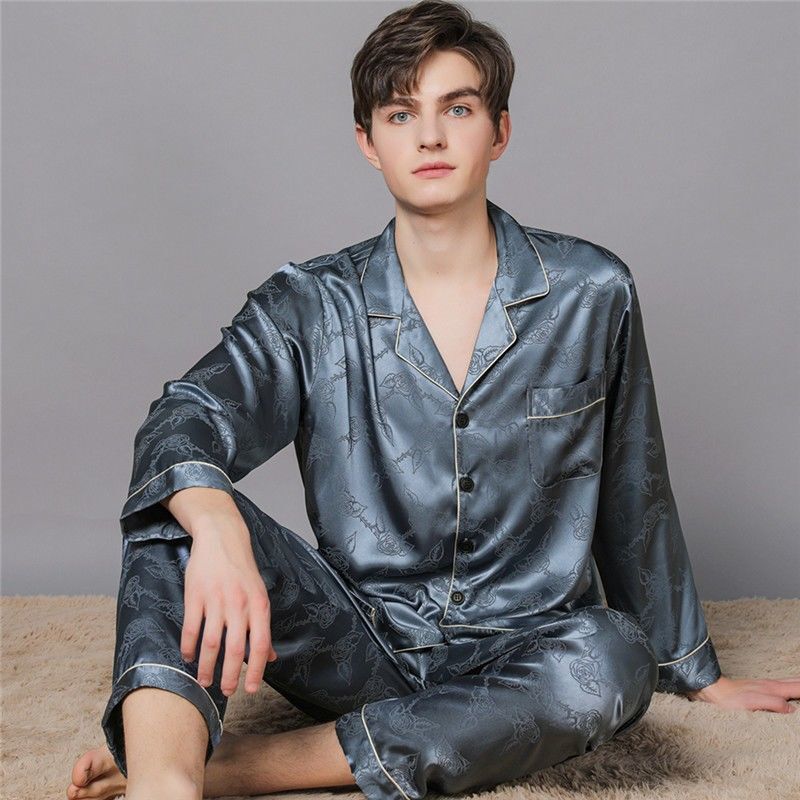 Men's Silk Pajamas Long Sleeve Silk Four Seasons plus size Loose Spring and Autumn Mulberry Silk Dad Home Clothes suit Men's Silk Pajamas Long Sleeve Silk Four Seasons plus size Loose Spring and Autumn Mulberry Silk Dad Home Clothes suit