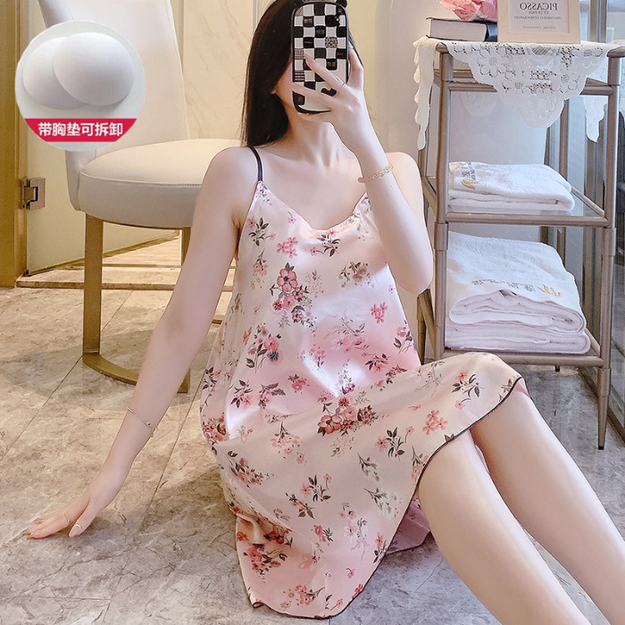 Una variedad de pijamas de verano giratorio cojín de pecho de seda simulada vestido de cinturón sexy pijamas de flores y hierbas dibujos animados ropa para el hogar