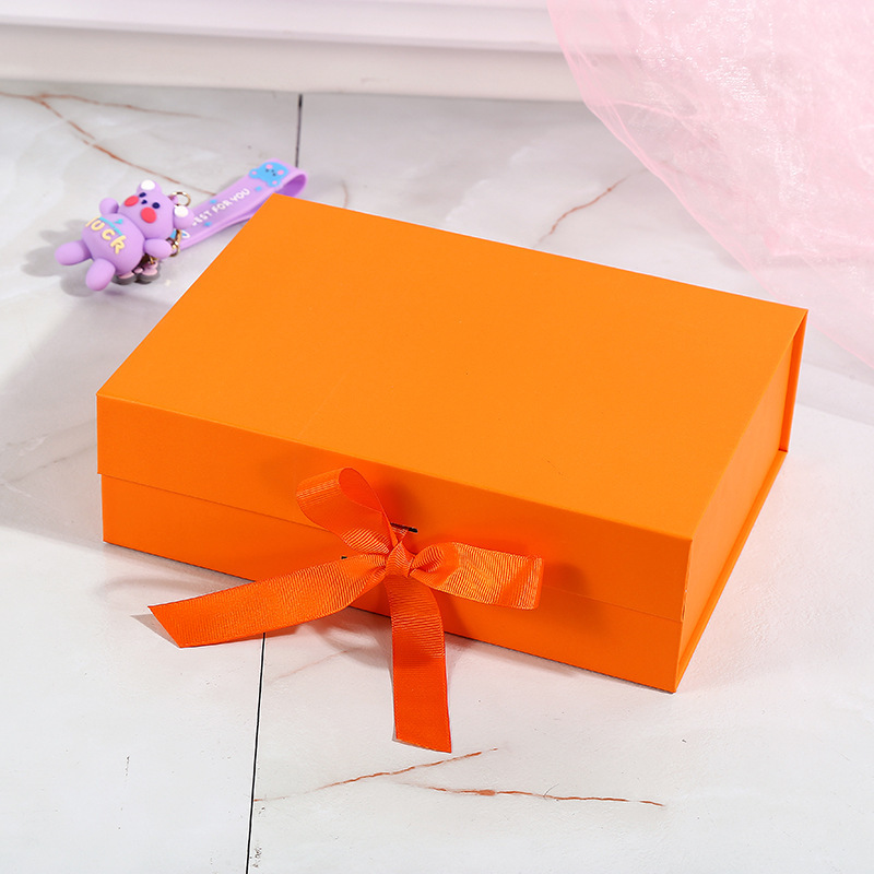 Caja plegable de cinta de Navidad, caja de regalo de color sólido, hermosa caja de regalo de cosméticos, caja de regalo de dulces de alta calidad