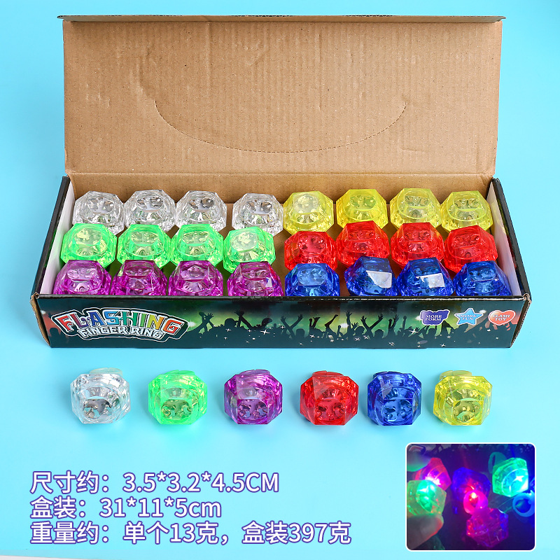 LED anillo luminoso anillo de diamantes de imitación dedo luz flash anillo de plástico luz luminosa anillo de diamantes al por mayor