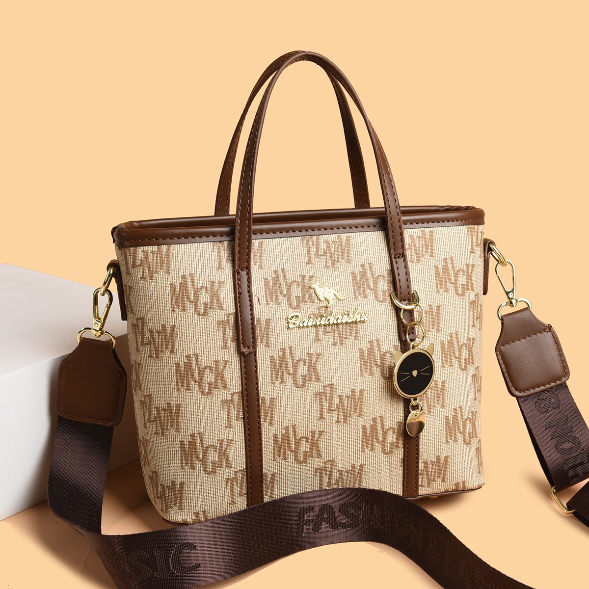 MUGK khaki