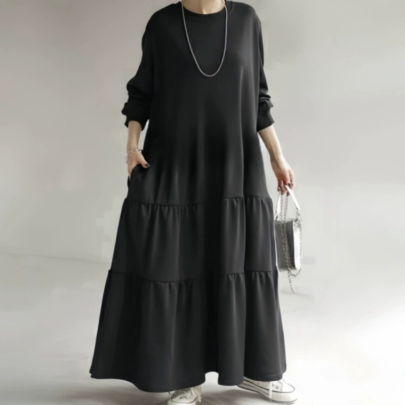 Японский нишевый дизайн, свободное платье-свитшот средней длины в стиле пэчворк с рюшами по подолу, длинное платье выше колена с длинными рукавами