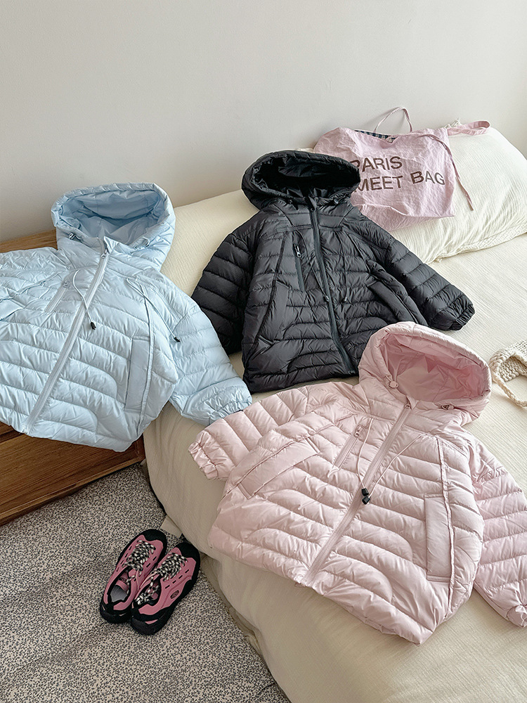 2025 chaqueta de plumón de niñas nueva ropa de invierno no flúor fuerte impermeable con capuchón para niños 90 chaqueta de goma blanca