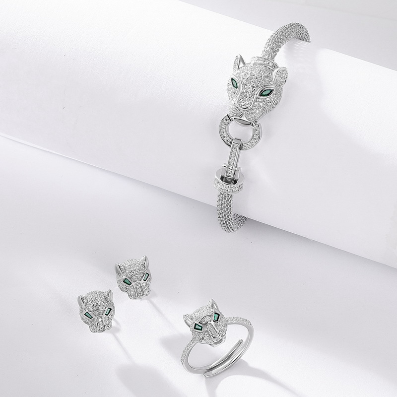 Diseño de personalidad transfronterizo Pendientes de diamantes completos de guepardo mujer S925 plata caída en la Vía Láctea Pendientes brillantes Moda europea y americana