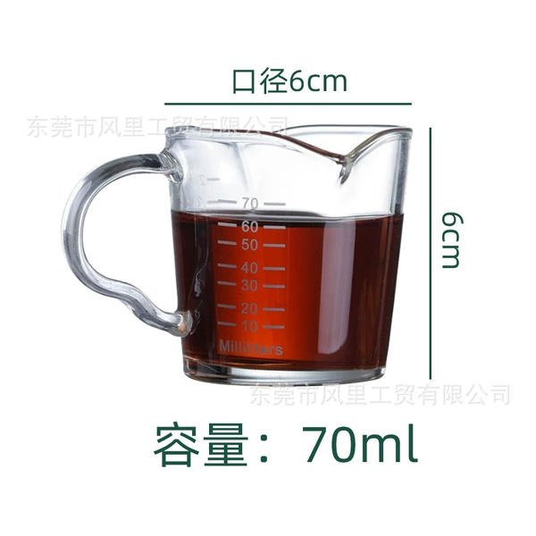 Glass measuring cup