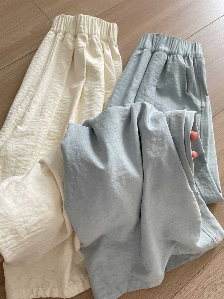 Pantalones finos de verano para mujer Nai Fu Yamamoto con caída fluida, holgados y casuales, ideales para figuras pequeñas, cintura elástica, pantalones anchos de seda fría. image 1