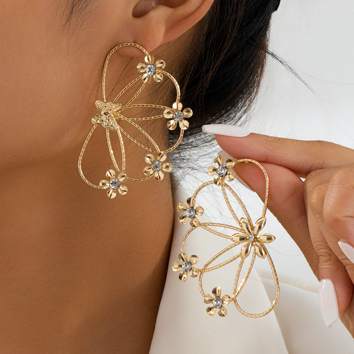 超仙鑲鑽花朵蝴蝶鏤空不對稱耳環設計感金屬線條耳釘氣質甜美耳飾