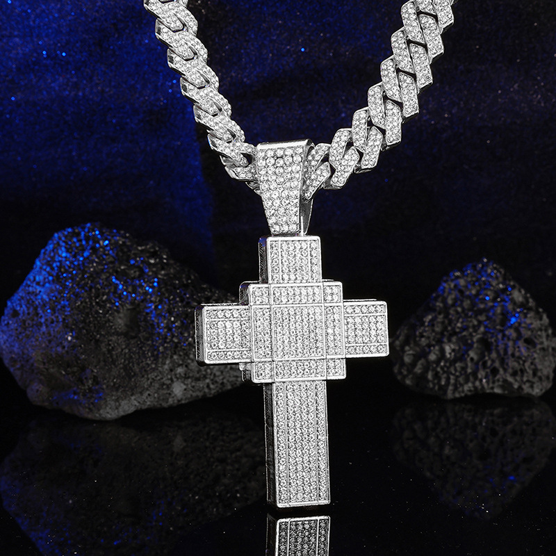 Hip Hop Cross Necklace With Diamond Pendant For Men And Women_voghion.com