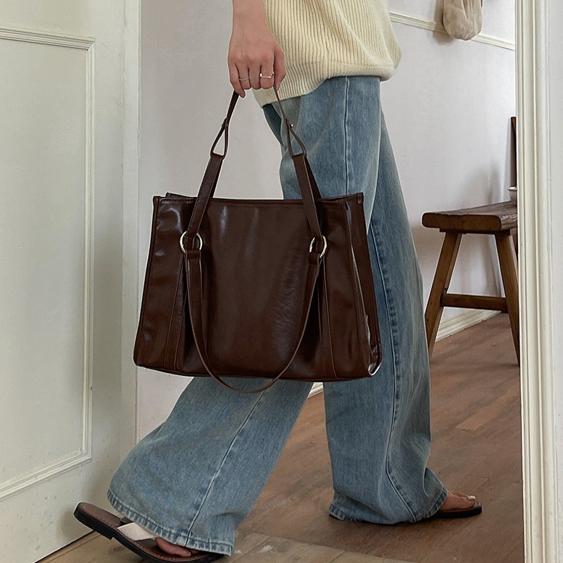 Einfache Textur, große Kapazität Pendler quadratisch Student vielseitig Tote tragbare One-Shoulder Crossbody Tasche, trendy_voghion.com