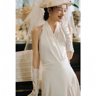 French satin high-end wedding dress 2025 new style halter neck neck certificate gown veil travel photography dress simple and light