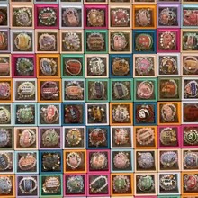 摆摊批发网红手链夜市景区10元模式精品盒装饰品赶庙会展销会手工