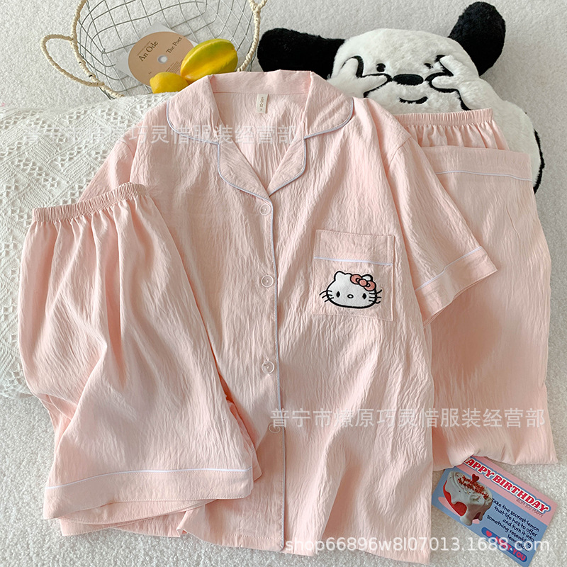 Pajamas de tres piezas de torta de oso para mujeres de verano, pantalones de manga corta, nubes de algodón adorable, viento en 2025 nueva ropa para el hogar