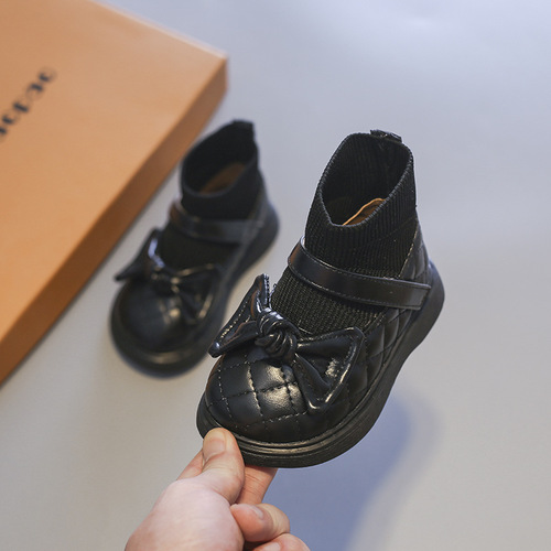 女童马丁靴2022年秋冬季新款中小童袜靴女宝宝短靴软底儿童小皮鞋
