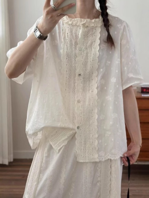 Korean Lace Splicing Short-Sleeved Shirt for Women 2025 Spring Design Shirt Loose Casual Top