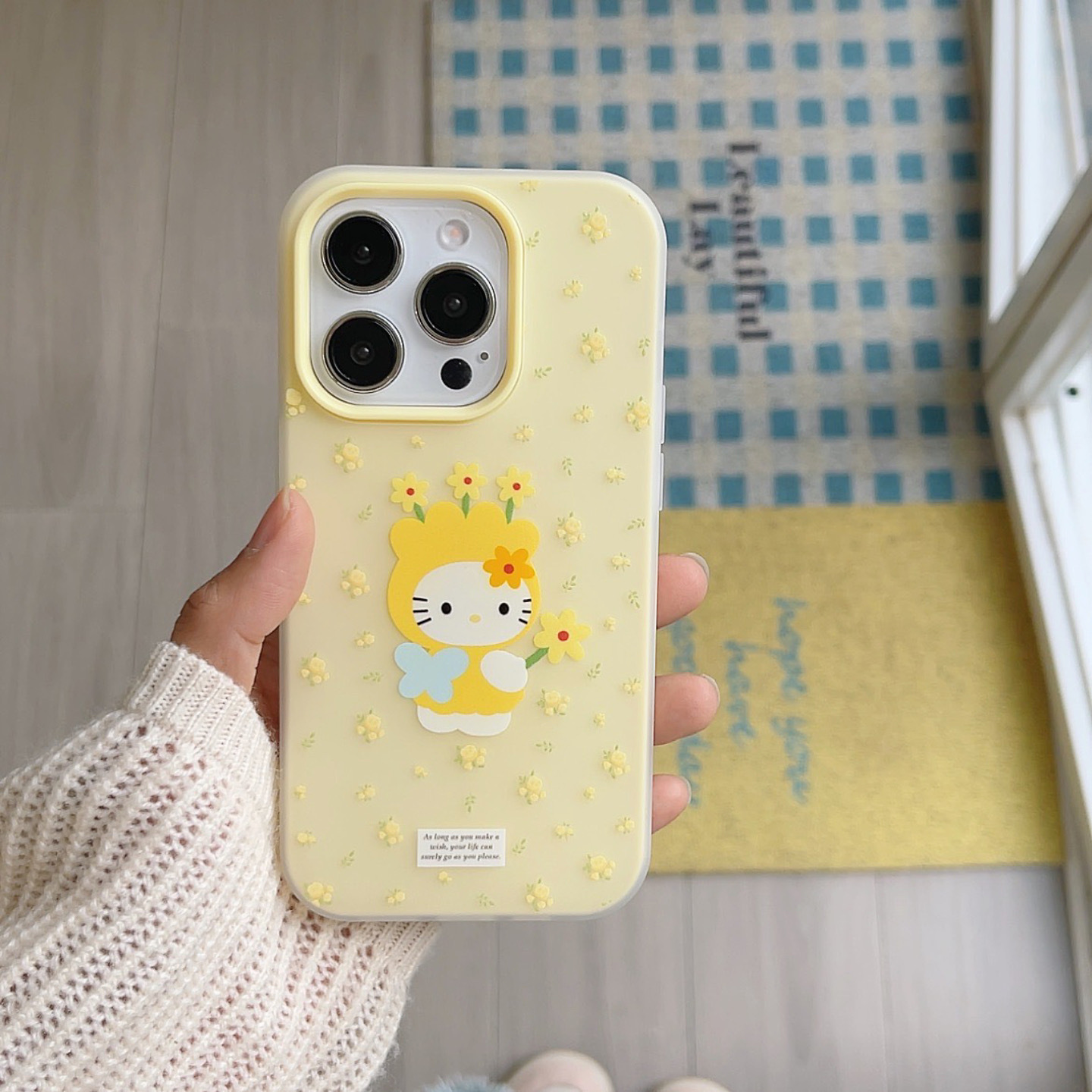 Capa única-dos en uno fondo amarillo-pantalla completa alas de flores amarillas ropa KTcat RC