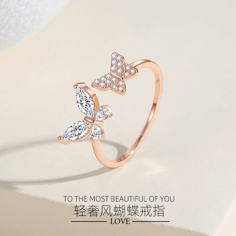 Luz de lujo estilo mariposa anillo femenino S925 plata japonés y coreano nicho ins pequeña mariposa diamante circón anillo femenino joyería al por mayor