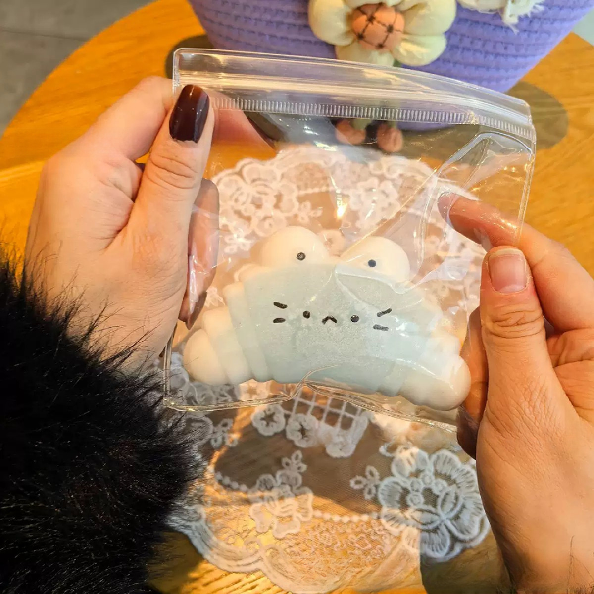 Gatito queso rebote lindo descompresión gato gato descompresión grueso juguete para estudiantes pequeño libro rojo mismo barro