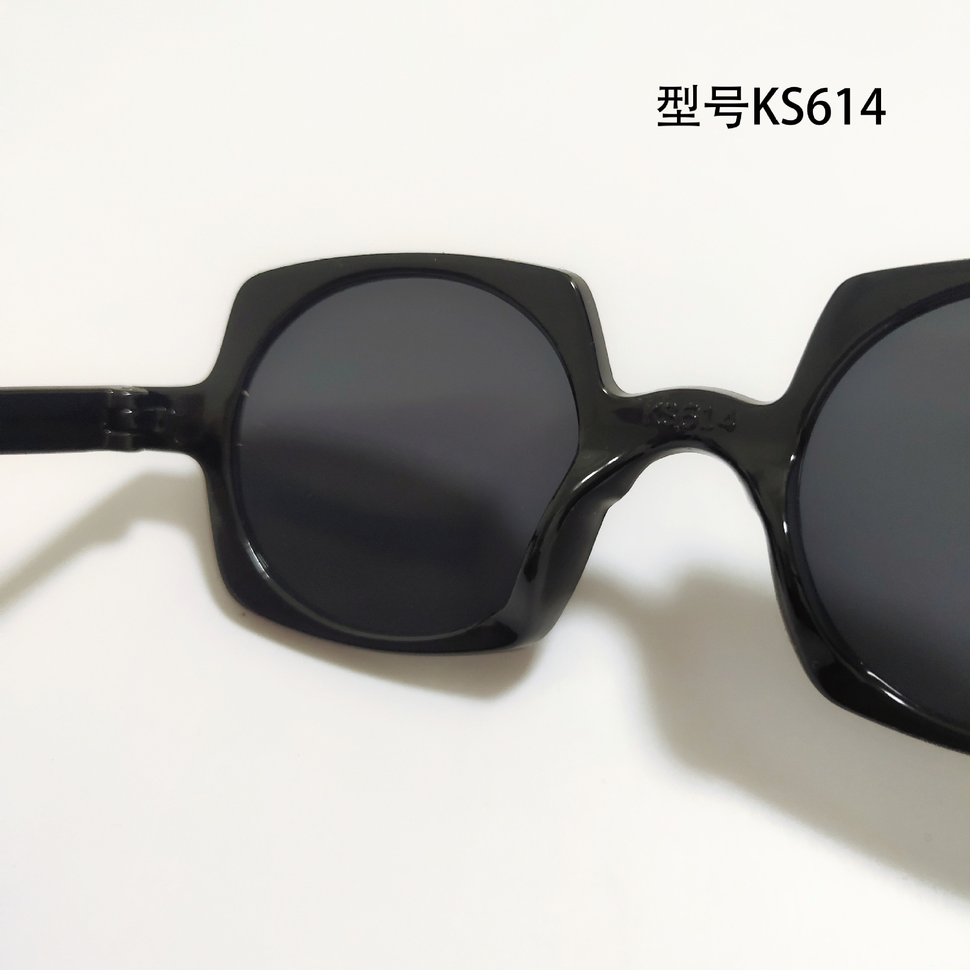 6138ef9459abf689392580ffd8a9f0