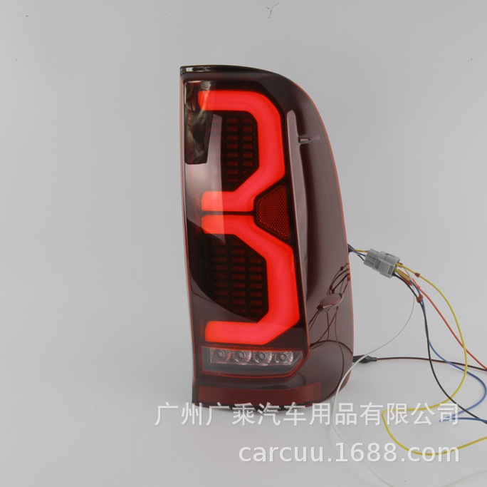 Aplicable para el modelo 05 - 14 Toyota Hercules luces traseras luces traseras de cáscara roja luces traseras hilux revo