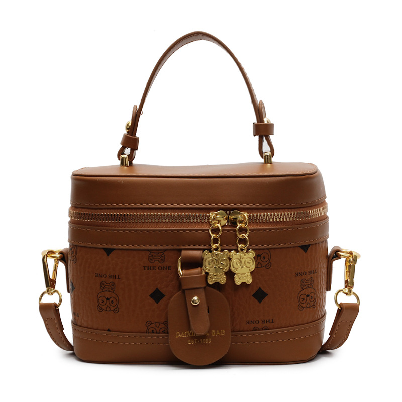 Bolso de caja de cercanías súper caliente 2025 nuevo bolso de hombro de tendencia de todo fósforo