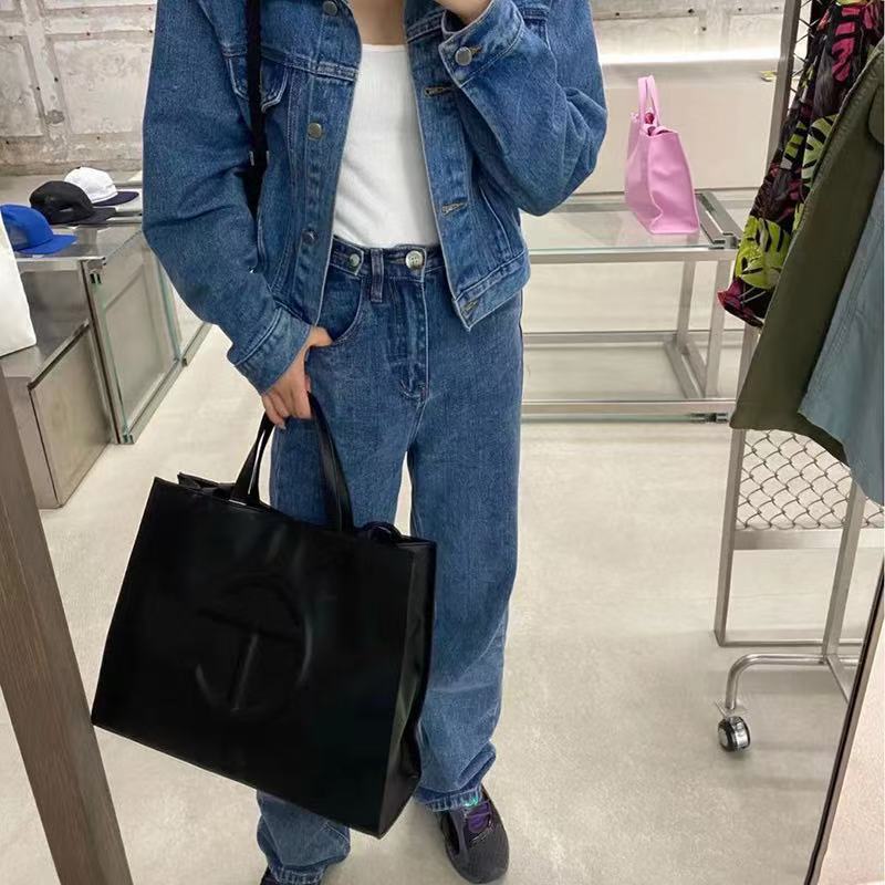 Fashionable new casual American niche design Telfar tote bag for commuting, men's and women's bag, stylish and oversized