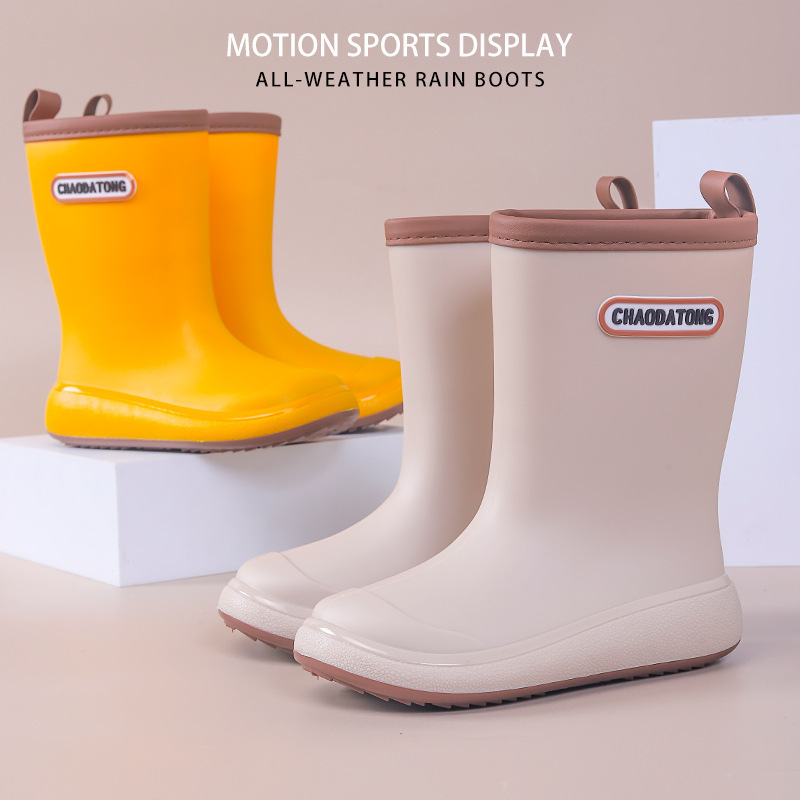 Exported to Japan Children's Rain Boots Ultra-Light Children's Rain Boots Environmentally Friendly Material Non-Slip Water Shoes Boys and Girls Rain Boots Wholesale