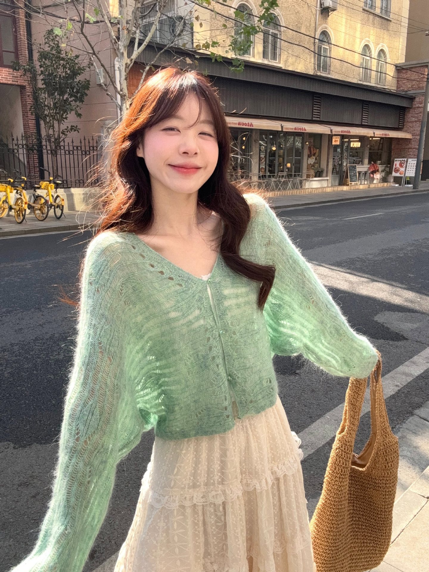 薄荷曼波绿色蕾丝镂空针织开衫女春夏外搭马海毛毛衣罩衫披肩外套