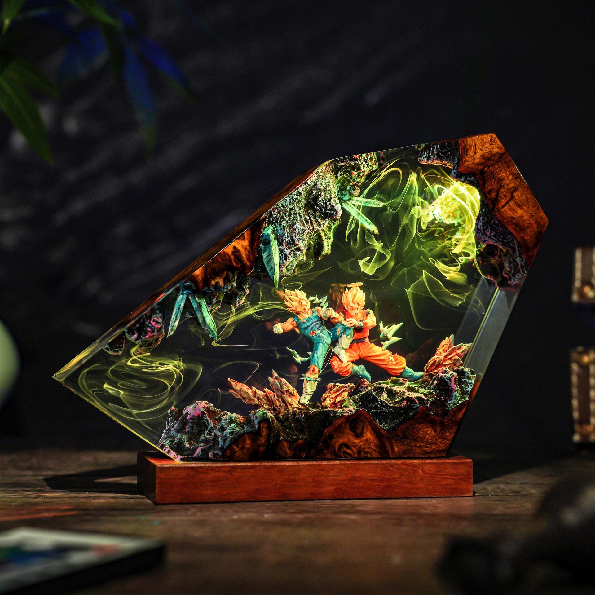 Lámpara de resina explosiva transfronteriza lámpara de resina epoxy hecha a mano Dragon Ball Sun Wukong lámpara de resina mesa de regalo