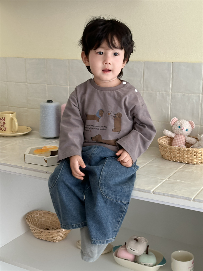 Trajes infantiles de otoño 2026 primavera y otoño nuevos productos de ropa infantil coreana de otoño chaqueta de niño jeans set