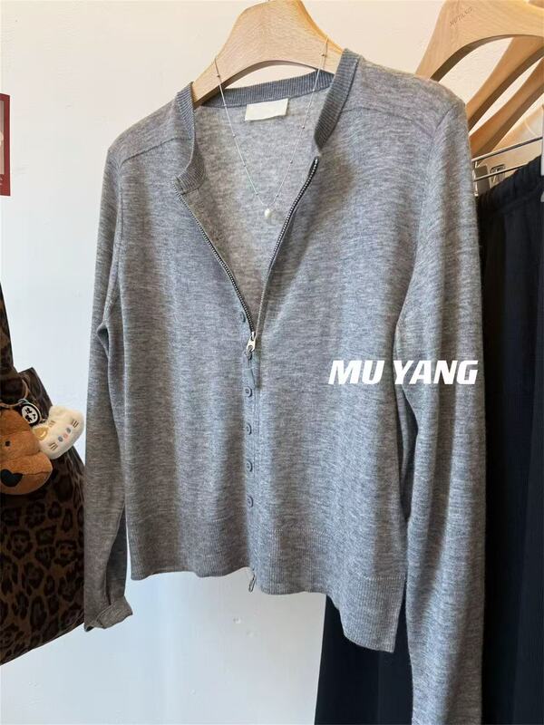 MUYANG 气质小调性 拉链遇见纽扣设计羊毛针织开衫女薄软短款上衣|undefined