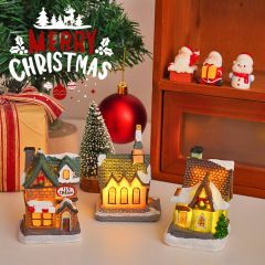 国境を越えた新しいクリスマス装飾品の微景観発光小屋パーティーの雰囲気装飾品がクリスマスプレゼントを贈る