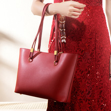香港代购大容量托特包新款红色包包女结婚高级感大气新婚礼物