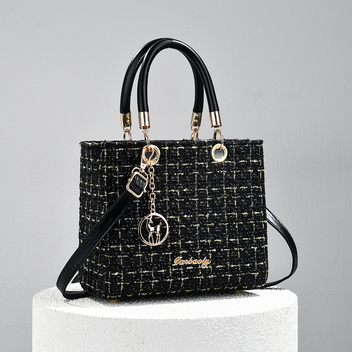 2026 nueva tendencia de moda pequeña fragancia bolso de mano Lady Gaga feminino ligero textura lujosa versátil bolso de hombro