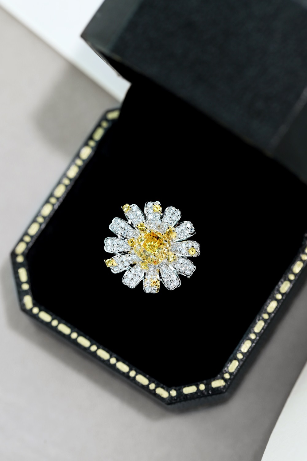 Holiday, Daily Occasion 925 Sterling Silver Material Flower Pattern Women's Gender Simple Style Classic Style Flower Sterling Silver Inlay Zircon Women's Jewelry Set