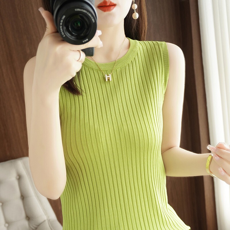 Round Neck Knitted Camisole Women's Ice Silk Thin Pullover Top Summer New Solid Color Sleeveless Inner Layer Round Neck Knitted Camisole Women's Ice Silk Thin Pullover Top Summer New Solid Color Sleeveless Inner Layer