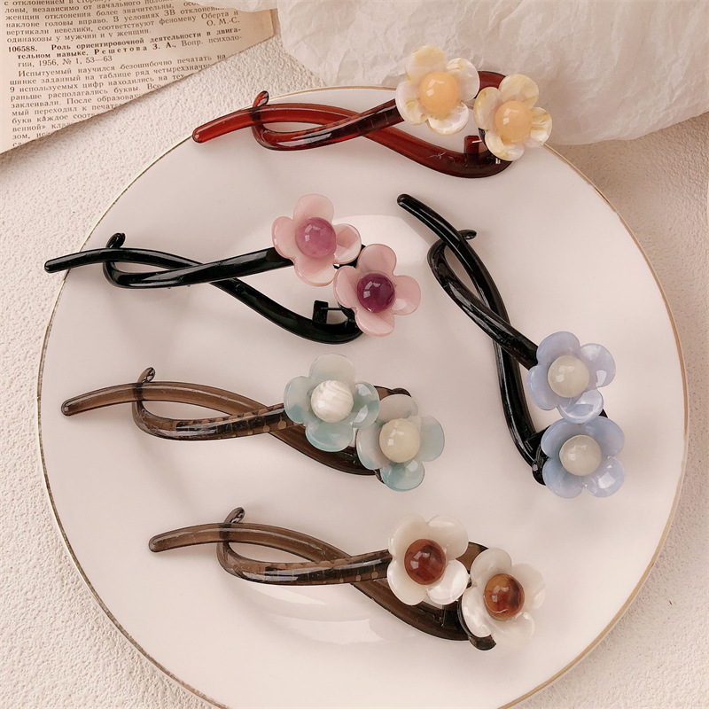 Retro temperamento flor una palabra clip de cabello para mujeres 2024 nuevo disco de cabeza atrás clip de agarre clip de torsión clip de cabello tocado clip de cabello