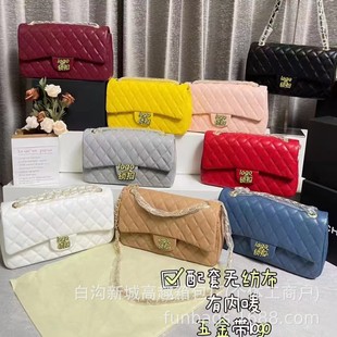 ����������μ�Ů��б���Ҹ�°�С���L��񽑾��w��������������