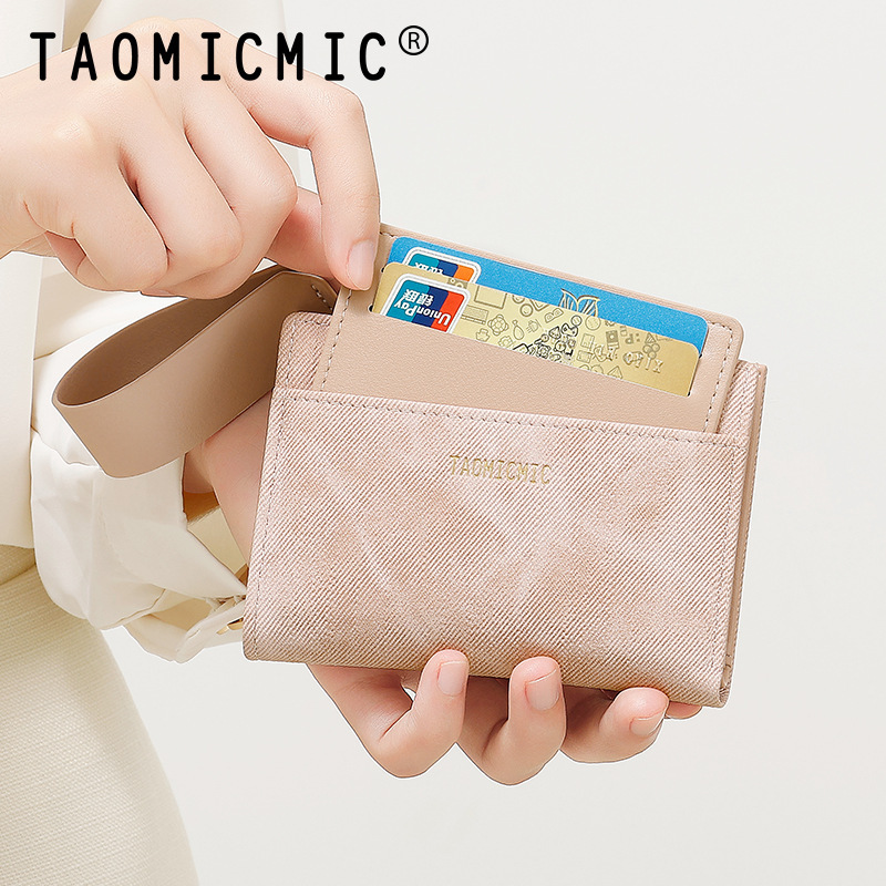 Yue Qian Kai cross-border short ladies wallet ins fashion contrast color 20% discount hand wristband multi-card wallet wholesale