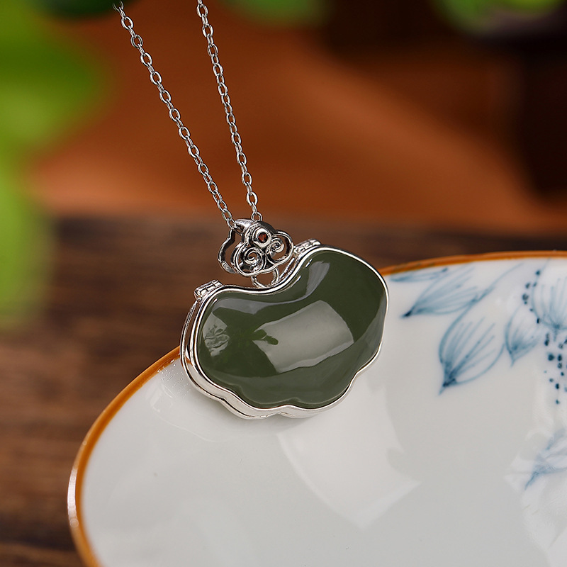Mặt dây chuyền bạc S925 mạ vàng hình hươu bạc đính ngọc bích sapphire phong cách cổ điển — Kiểu Sapphire (không có dây chuyền)