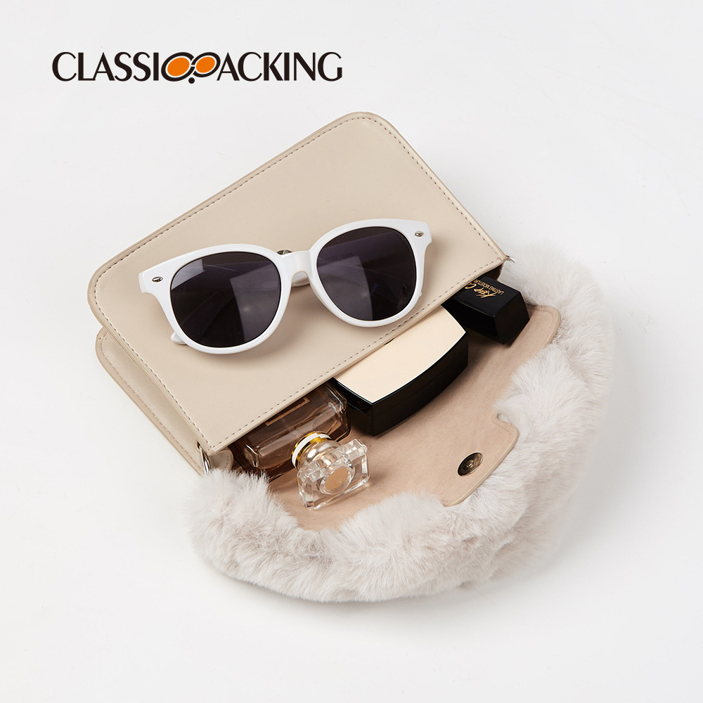 Fabricantes al por mayor 2025 modelos de embrague de mujer diseño original bolso de felpa tendencia de moda bolso de mujer de todo fósforo