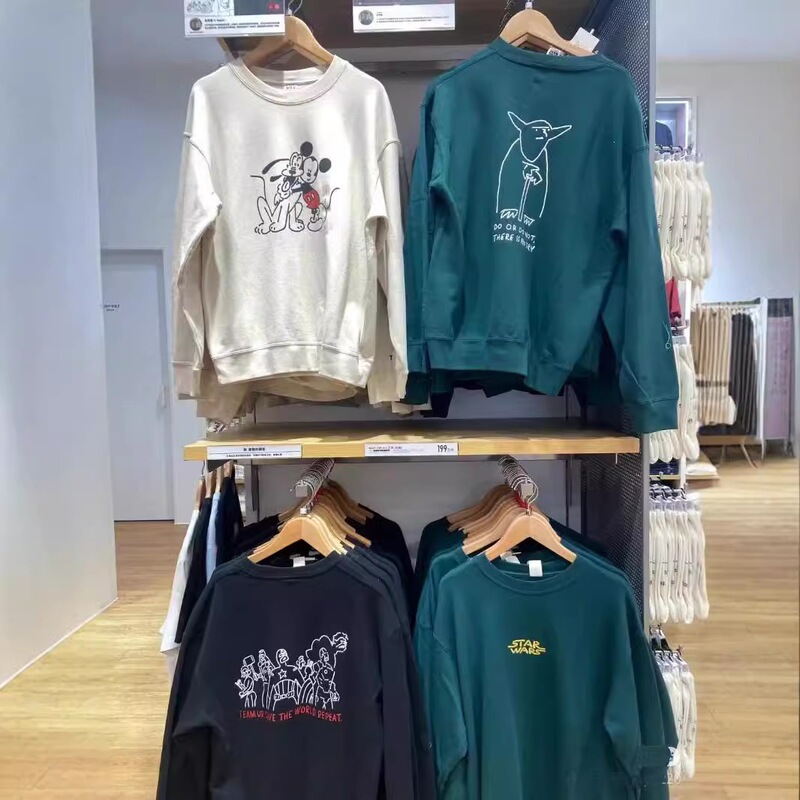 Japanese Style 2024 Autumn Cartoon Print Long-Sleeve Sweatshirt for Men and Women 473372 475328 475329