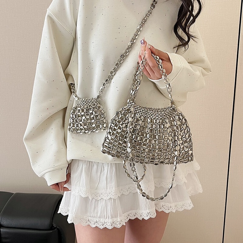 Korean Style Simple Women's Bucket Bag Niche Design Casual Fashionable Handbag 2025 New Work Commuter Women's Bag