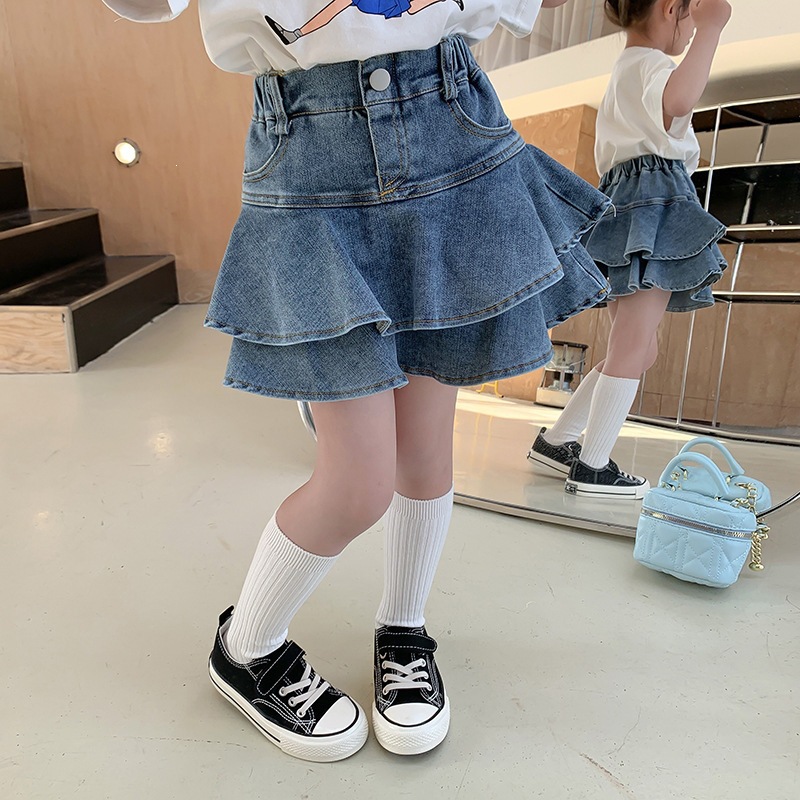 Korean-style children's clothing for toddlers and young children, 2025 summer new style, girls' ruffled denim skirt-pants, stylish short skirt for little girls