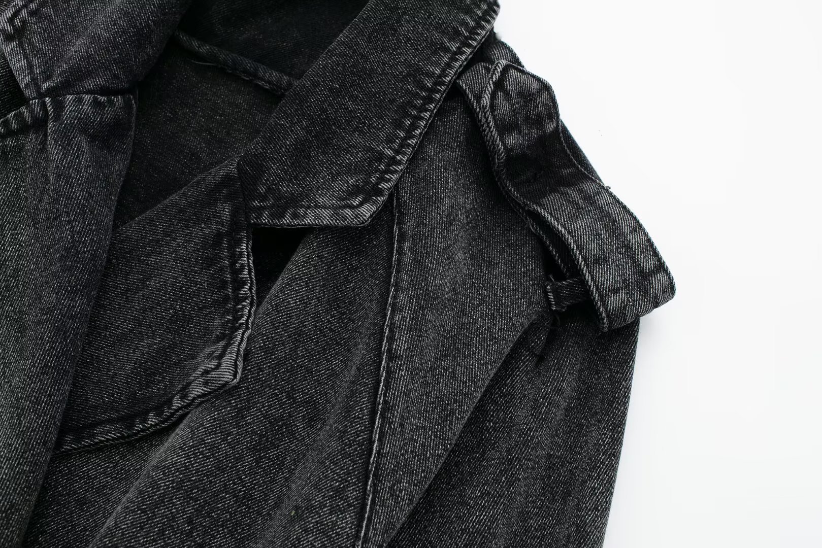 Trench da motociclista con cintura larga in denim da donna, stile autunno e inverno 2024 D68559_voghion.com