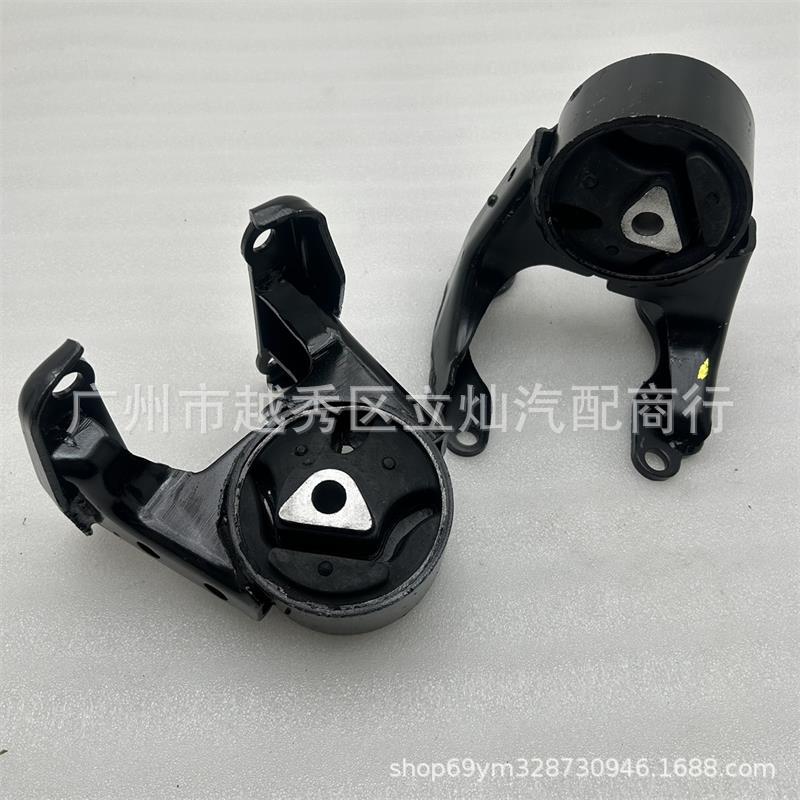 Suitable for Hummer H3 HUMMER engine foot rubber bracket support 15236456 15925797