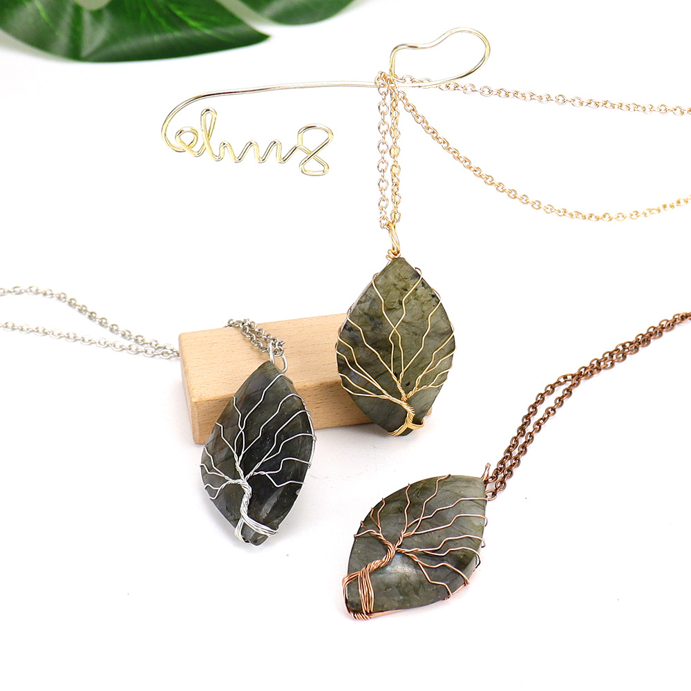 14g Weight Pendant Necklace Classification cable chain Chain Type 1 Piece Quantity Simple Style Leaf Natural Stone Ferroalloy Knitting Pendant Necklace